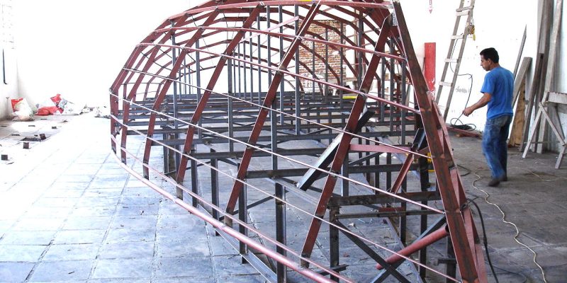 metallic construction